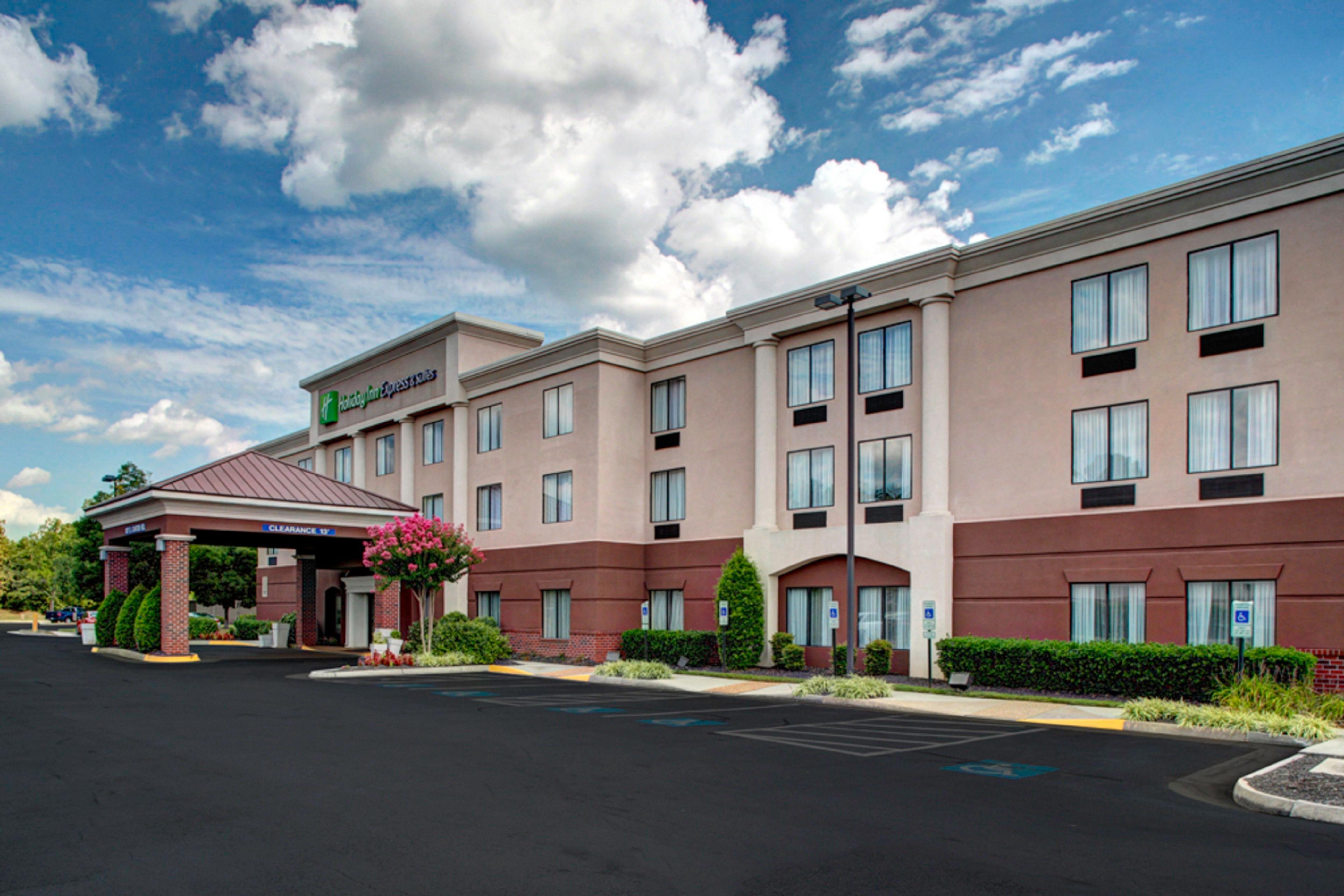 Holiday Inn Express Ashland By Ihg Exterior photo