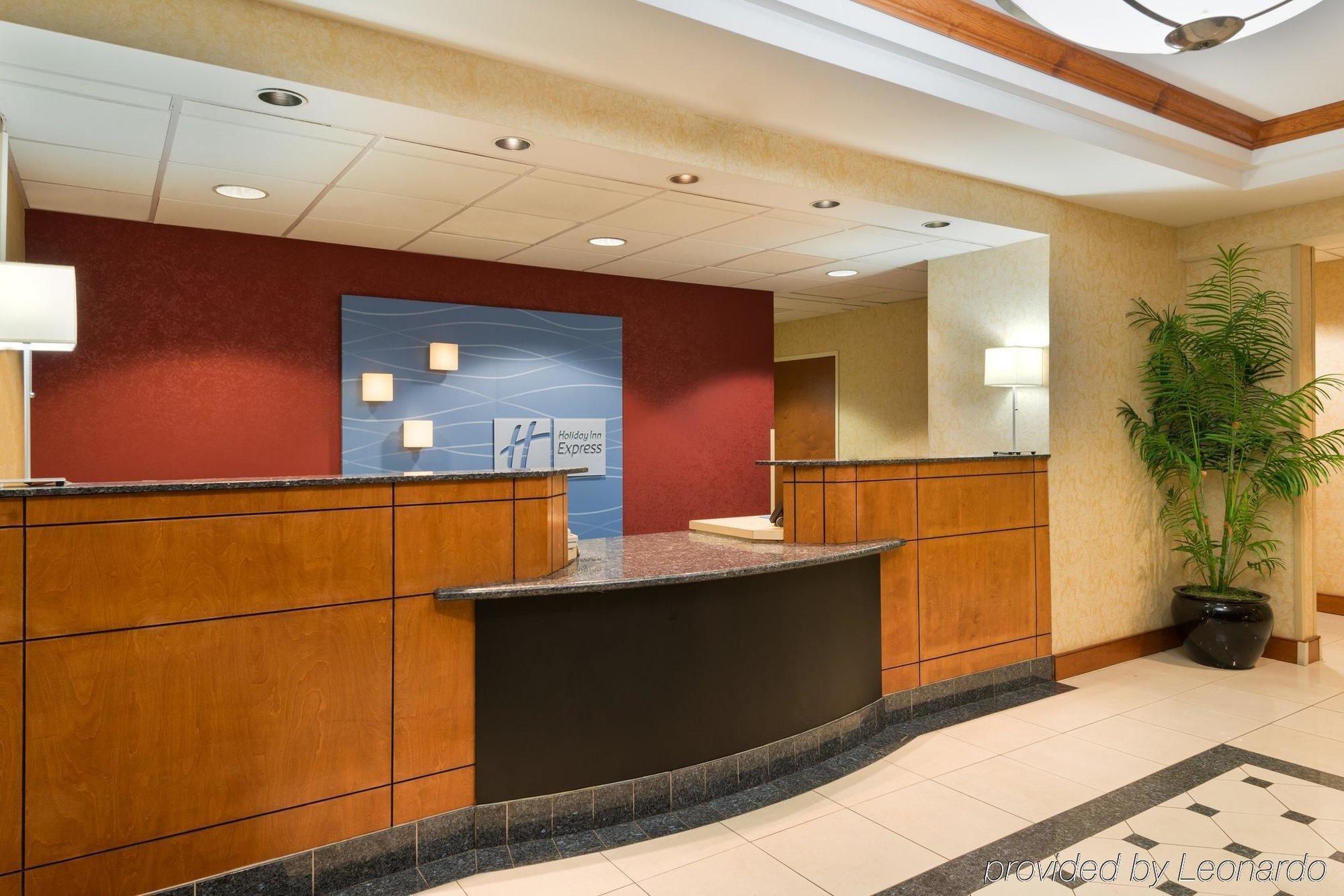 Holiday Inn Express Ashland By Ihg Exterior photo